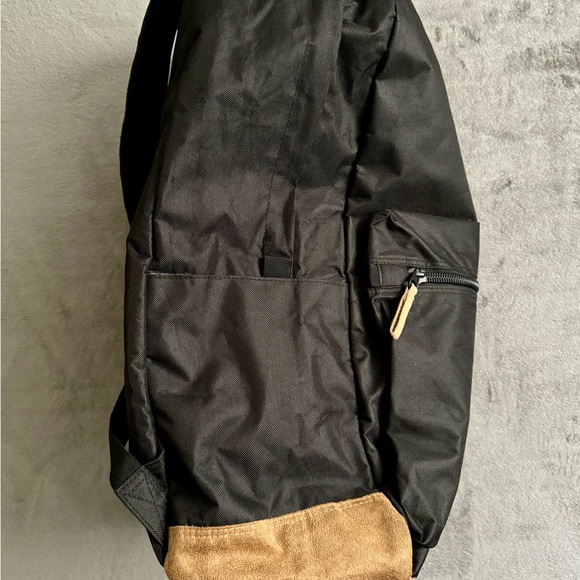 XL Backpack - Picture 5 of 6